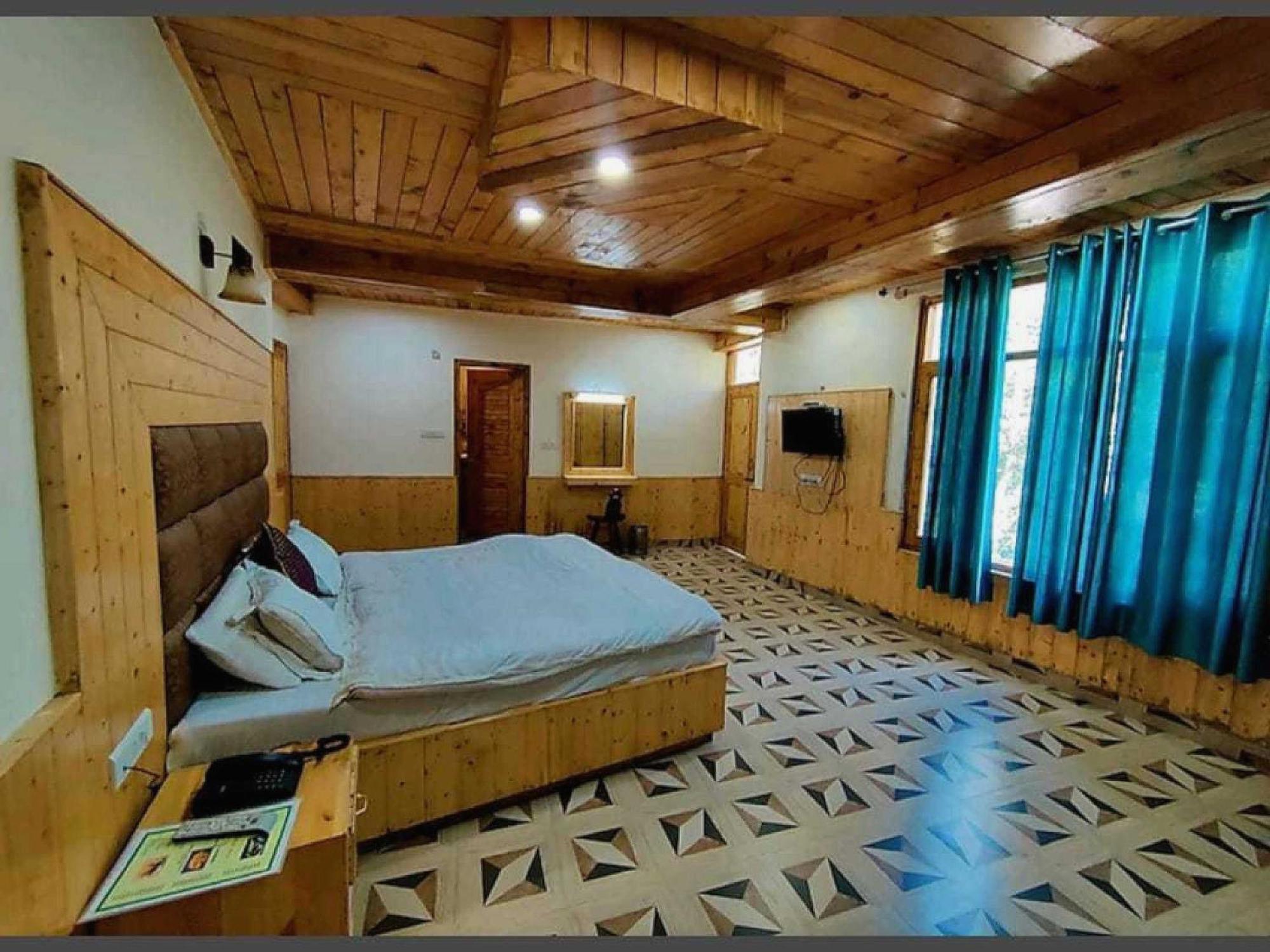 Hotel O Antriksh Cottage Manali  Bagian luar foto